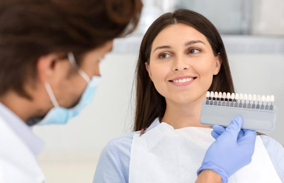 Dental Veneers : What Should You Know Before Treatment?
